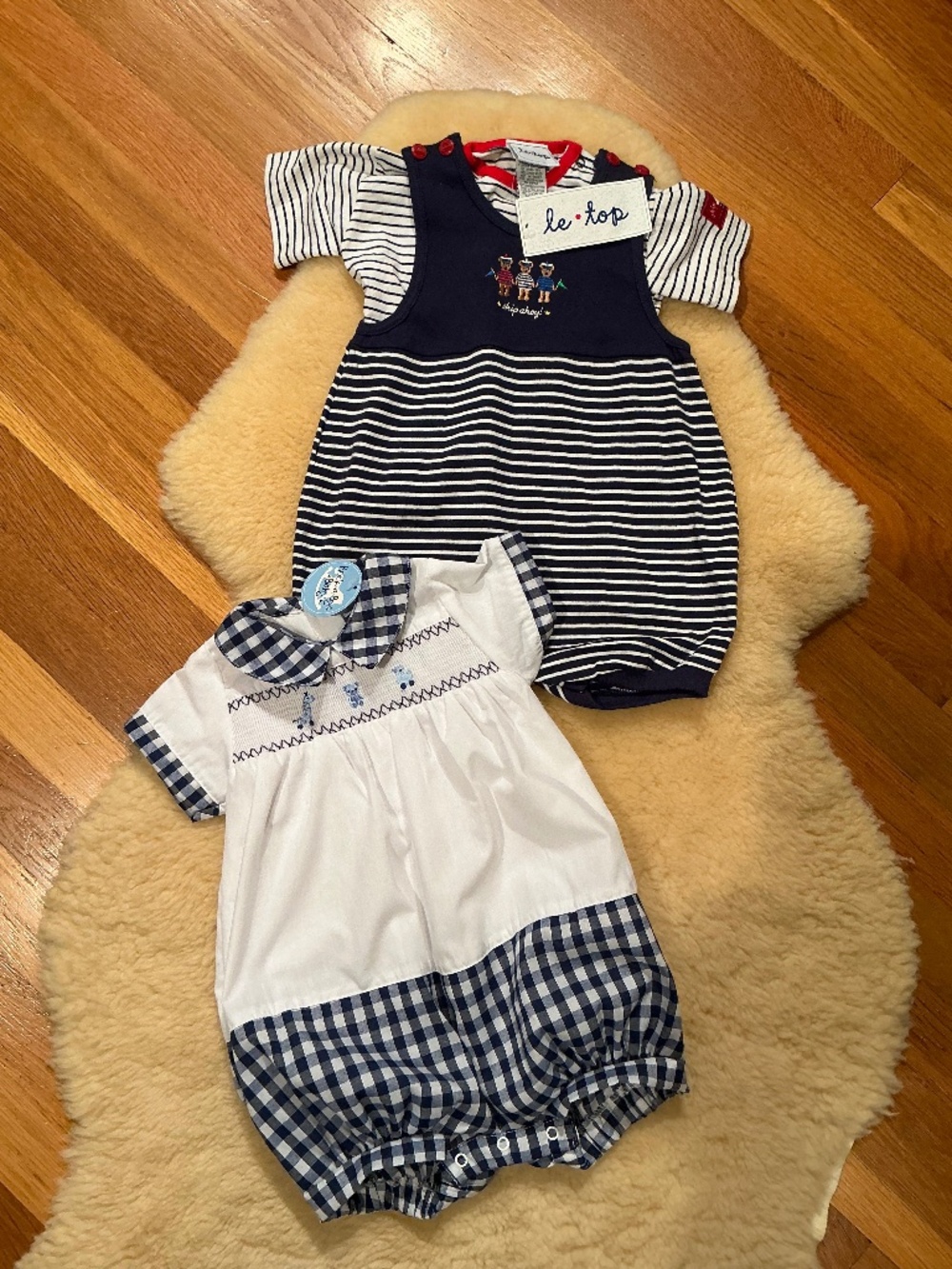 Set of 2 boys rompers